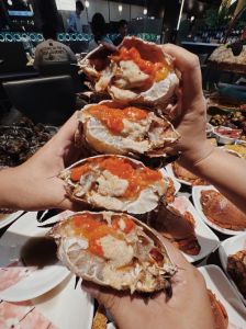 大面包蟹三种家常做法_香辣炸蟹肉，蟹肉炒鸡蛋