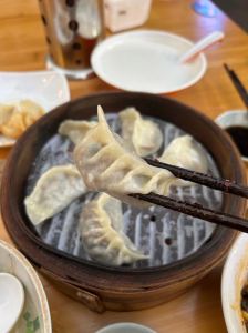 饺子上汽蒸多久才熟_速冻肉馅素馅多久？看这里！