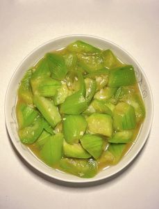 丝瓜的最佳搭配_丝瓜炒鸡蛋，营养美味！