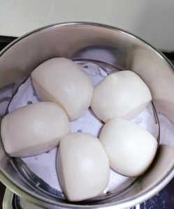 北方刀切馒头的做法_刀切馒头，发酵是关键！
