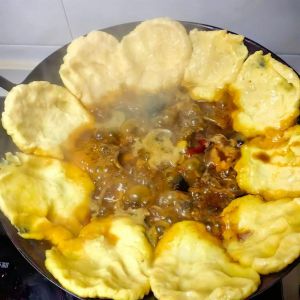 贴饼子的做法_死面发面贴饼子做法口感对比
