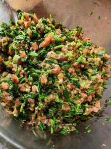 苜蓿饺子馅做法大全_猪肉苜蓿饺子，鲜嫩多汁，简单美味！