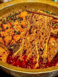 冒菜的家常做法大全_麻辣鲜香，在家轻松做！