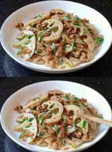 藕片炒肉丝家常做法_家常藕片炒肉丝，脆嫩可口，做法简单！