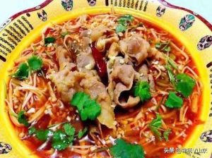 金针小肥羊的做法大全_香煎肥羊金针菇卷，外酥里嫩，美味可口！