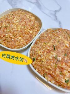 大肉白菜饺子馅的制作方法_饺子做法学问多，白菜肉馅比例好