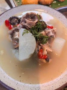 白鱼条做火锅做法_鱼条腌制底料炖，鲜香解腻味道好