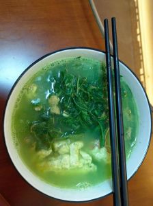 艾草煮鸡蛋正确做法_艾草煮鸡蛋，驱寒祛湿，老少皆宜！