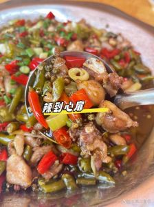 四川资中正宗鲜椒兔的做法_腌封油关键，麻辣鲜香收汁浓