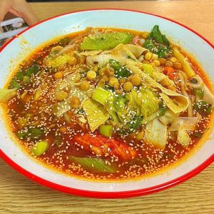 自制冒菜的家常做法_冒菜底料配菜调料，川渝麻辣鲜香！