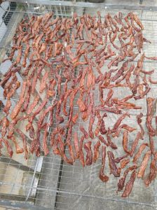 风吹干肉最正宗做法_自然风干五花肉做法，风味独特要适量