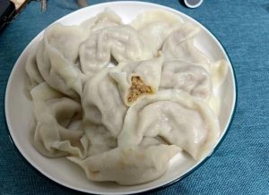 猪肉藕饺子馅的做法大全图解_手剁莲藕肉饺子，团圆传统美食