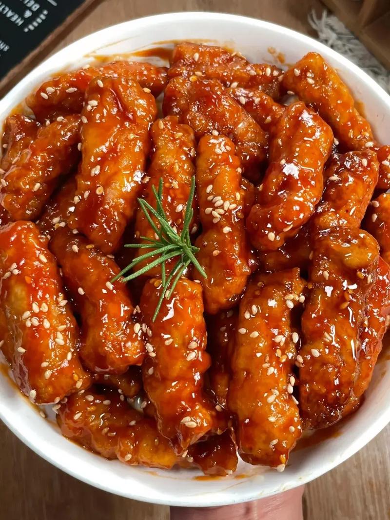 回民糖醋里脊是什么肉_里脊肉炸出酸甜香