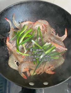 虾蘸料汁怎么调_虾蘸料汁，香辣提鲜，简单美味！