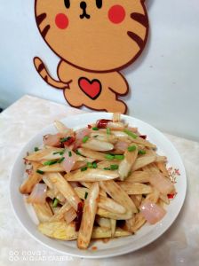 藕多久能炒熟_炒藕5分钟脆10分钟糯，口感全靠火候！