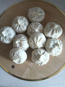 韭菜包子做法大全_韭菜猪肉粉条包子，清香鲜美，家常美味！