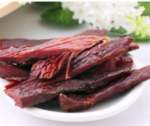 耗牛肉最简单做法_蚝油牛肉要鲜嫩，腌制加酱汁炒制是关键