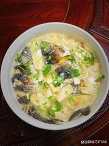 鱼片豆腐煲的做法_鲜嫩滑口，暖心美味