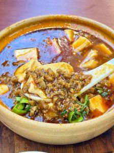 自制砂锅的家常做法_砂锅炖菜香浓又暖胃