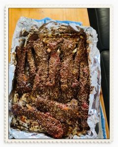 正宗烤羊排腌制方法_孜然烤羊排，外酥里嫩秘籍！