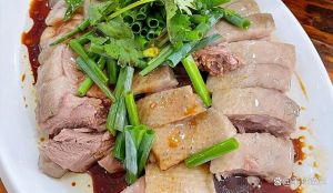 白切鹅的制作方法_鲜嫩原味，10-12月尝鲜