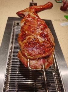 羊腿最简单做法大全_羊腿肉炖土豆胡萝卜，营养美味超简单