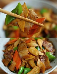 鸡腿菇的10种简单做法_免油煸炒鸡腿菇，鲜美不流失！