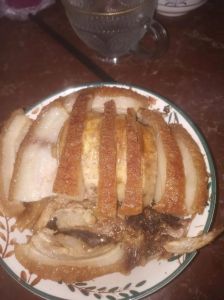 广西扣肉的做法家常_用扣肉调酱料，蒸制酥烂香浓！