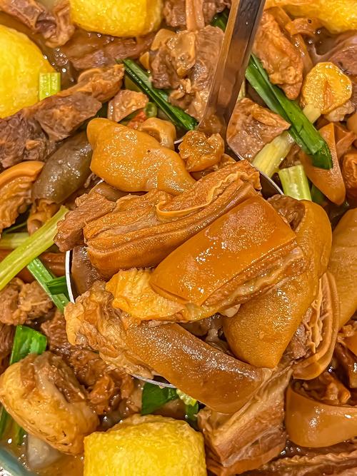 煲羊腩家常做法_肥瘦相间，香浓入味