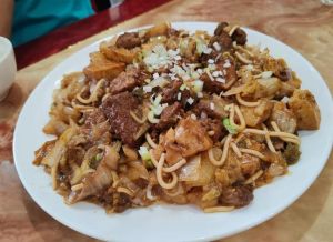 宁夏排骨大烩菜做法_炖肉加开水更鲜嫩，加调料香浓，配菜多样营养好！