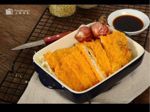 面拖大排的家常做法_拍松大排腌调炸，外酥里嫩做法全