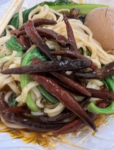 板面最简单的做法_汤鲜面劲，色香味俱全