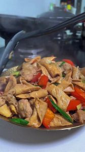 豆棍的10种家常做法_家常美味，红烧凉拌皆可尝！