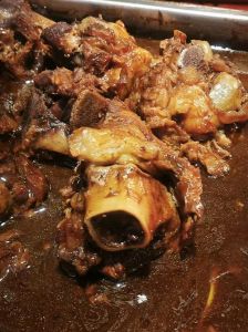 炖香拐子肉是哪个部位_家常炖拐子肉，香糯Q弹好滋味
