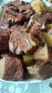 所有的肉都要焯水吗_卤肉炖肉要不要焯水？看食材灵活选！