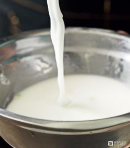 芡汁的调制方法_芡汁怎么用？火候时机与比例是关键