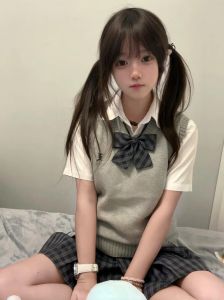 双马尾加jk制服是不是你的菜_青春甜美，唤起纯真年代