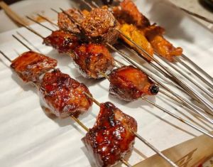烧烤油边是哪个部位的肉_东北烧烤大油边，外焦里嫩，肥而不腻！