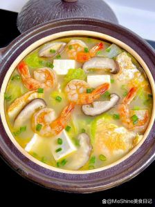 虾仁豆腐煲的做法窍门_蒸炒炖煮皆宜，豆腐虾仁鲜美家常