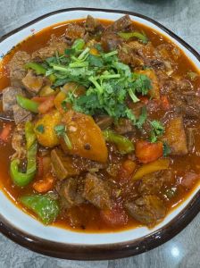 宁夏牛肉炒肉片的正宗做法_家常牛肉炒土豆，宁夏特色美味！