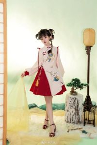 小桃酱战袍的正确使用方法_永劫无间玩家交流心得，神秘暗黑战袍现身！妖刀姬将登场，组队玩荒野行动？