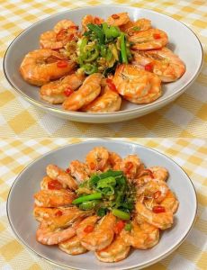 鸡尾虾家常菜做法_鲜虾开背入味，鸡尾虾汤汁浓郁家常菜