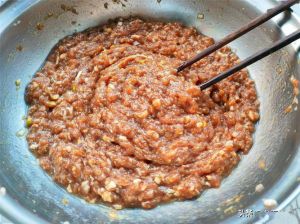 平菇素馅饺子的做法_平菇香菇馅饺子做法，鲜香易学