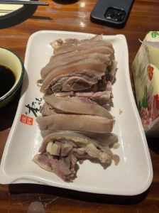 苏州白切羊肉的正宗做法_柴火慢炖，酥烂鲜香