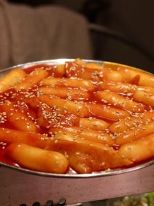 年糕最简单家常做法_家常炒年糕做法多，简单美味易上手！
