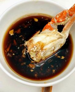 螃蟹蘸料简单做法_香醋姜汁蘸蟹，鲜香提味最地道
