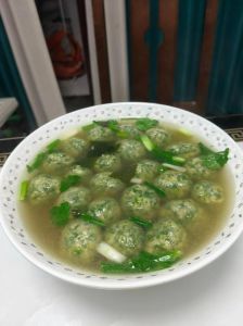 荠菜汤家常做法_鲜脆荠菜配香嫩肉丸，熬出鲜美滋味