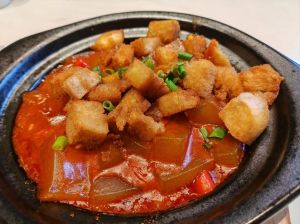小炒凉粉的家常做法_家常炒凉粉，Q弹入味，简单美味！