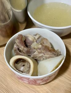筒骨用高压锅压多少分钟_高压锅炖筒骨，快又烂，25-30分钟正合适！