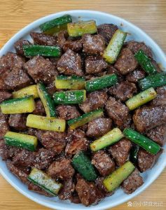 热油炒牛肉是不是会变硬_炒牛肉不硬的秘诀